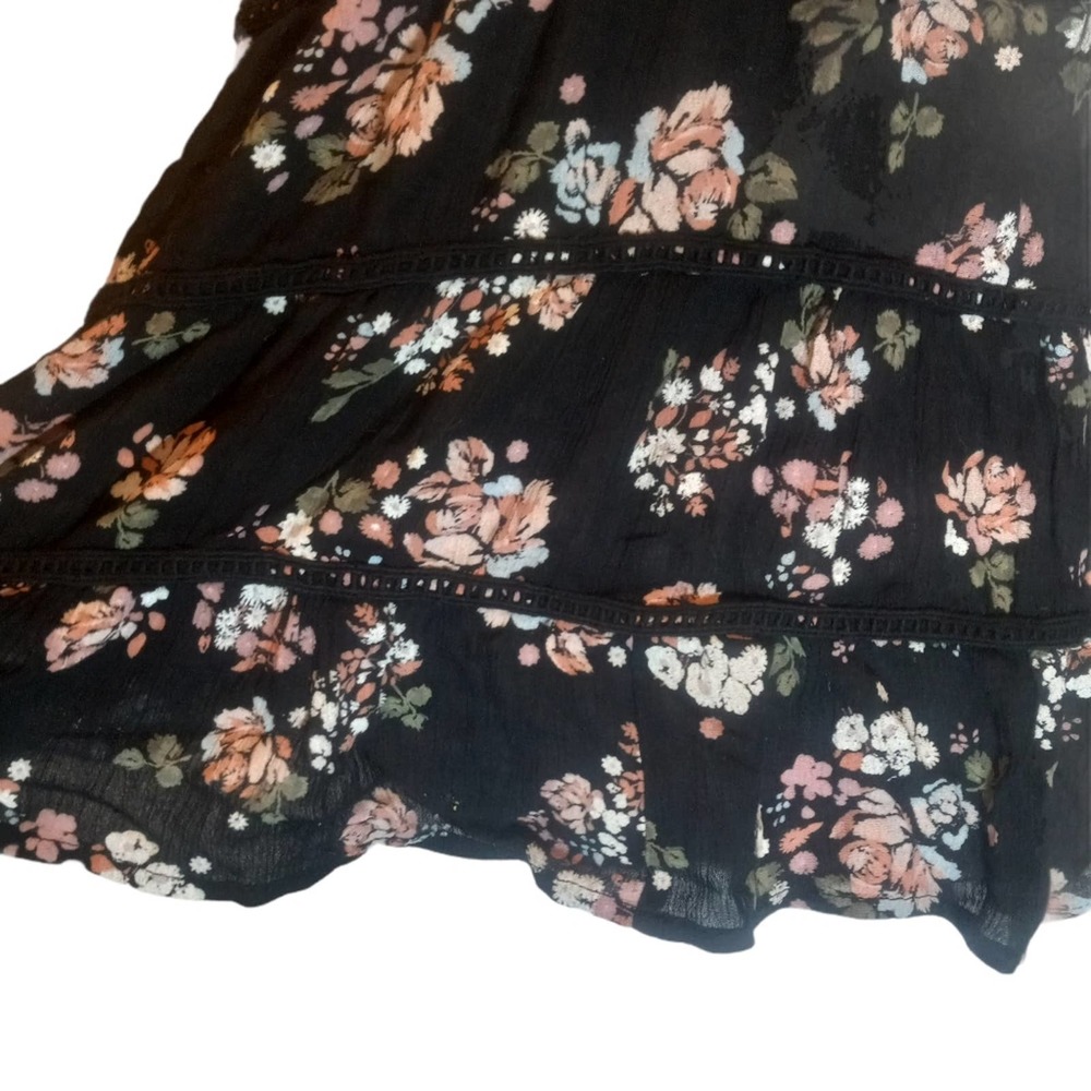 Arizona Floral Sleeveless Tank Top - Picture 4 of 7